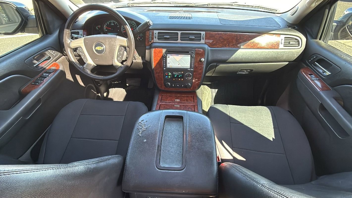 Used 2014 Chevrolet Tahoe LTZ image 19