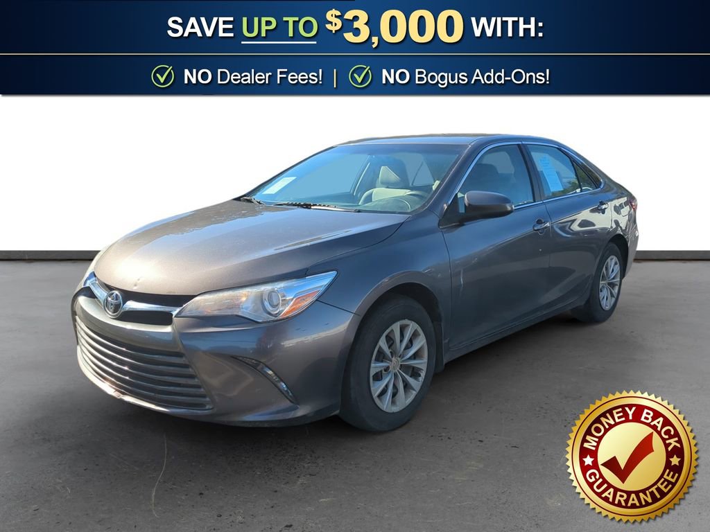 Used 2017 Toyota Camry LE image 1