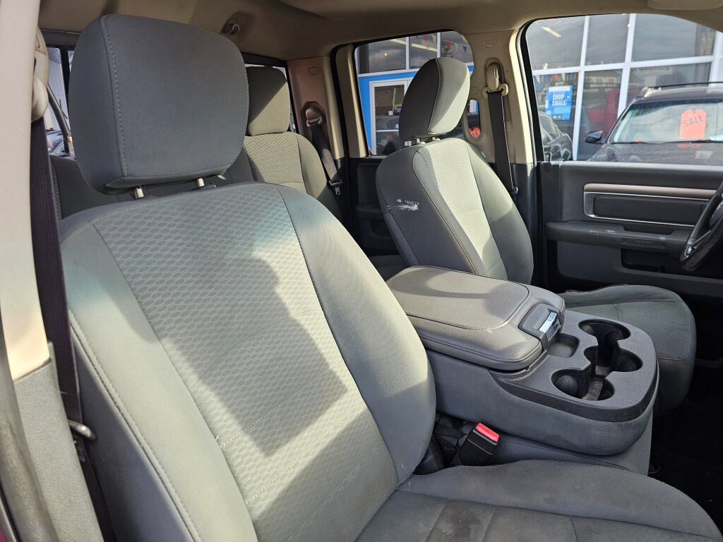 Used 2017 RAM 1500 Classic SLT image 13