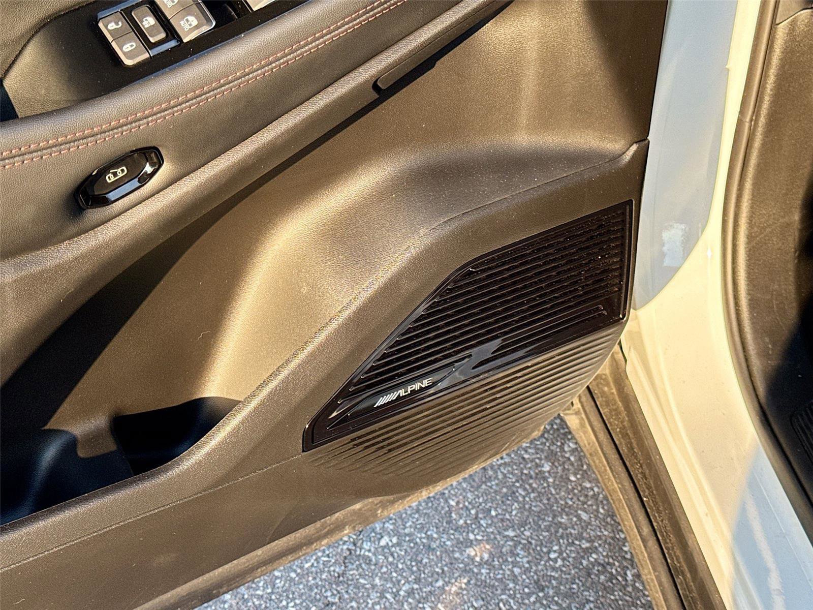 Used 2025 Jeep Wagoneer S Limited image 19