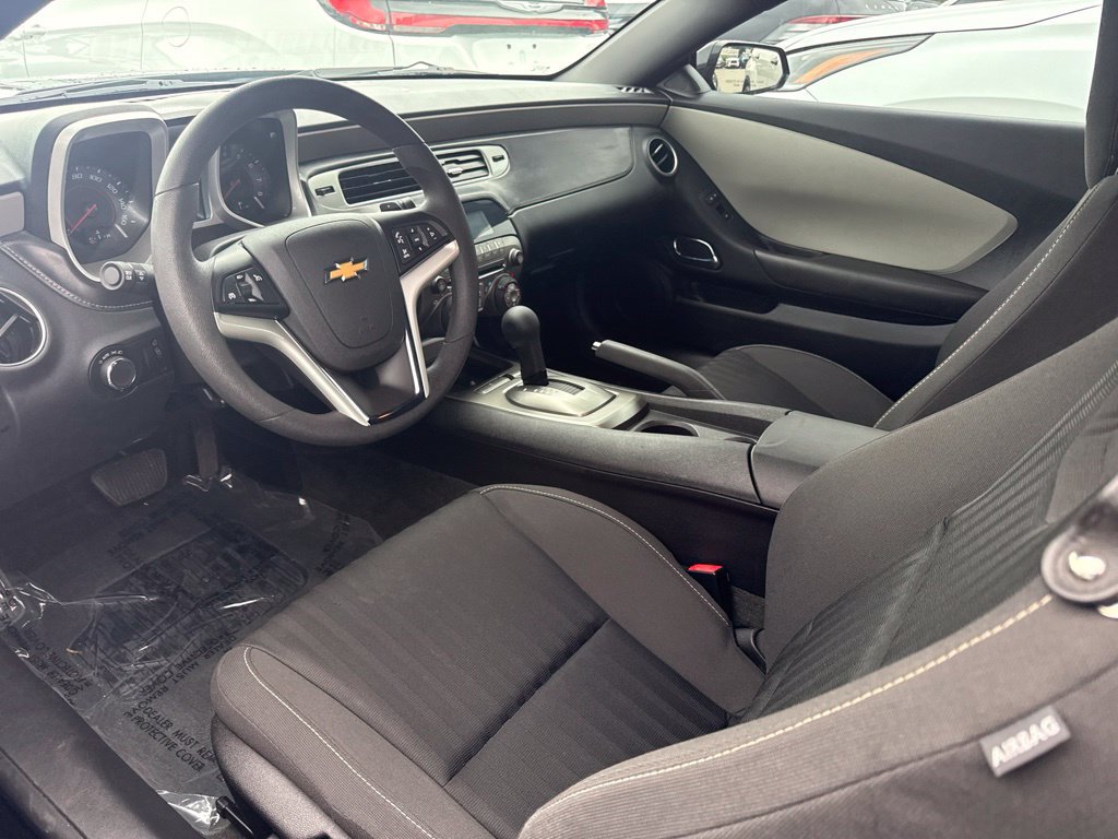 Used 2014 Chevrolet Camaro LS RWD image 3