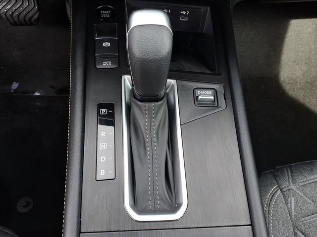 Certified 2025 Nissan Kicks SV image 13