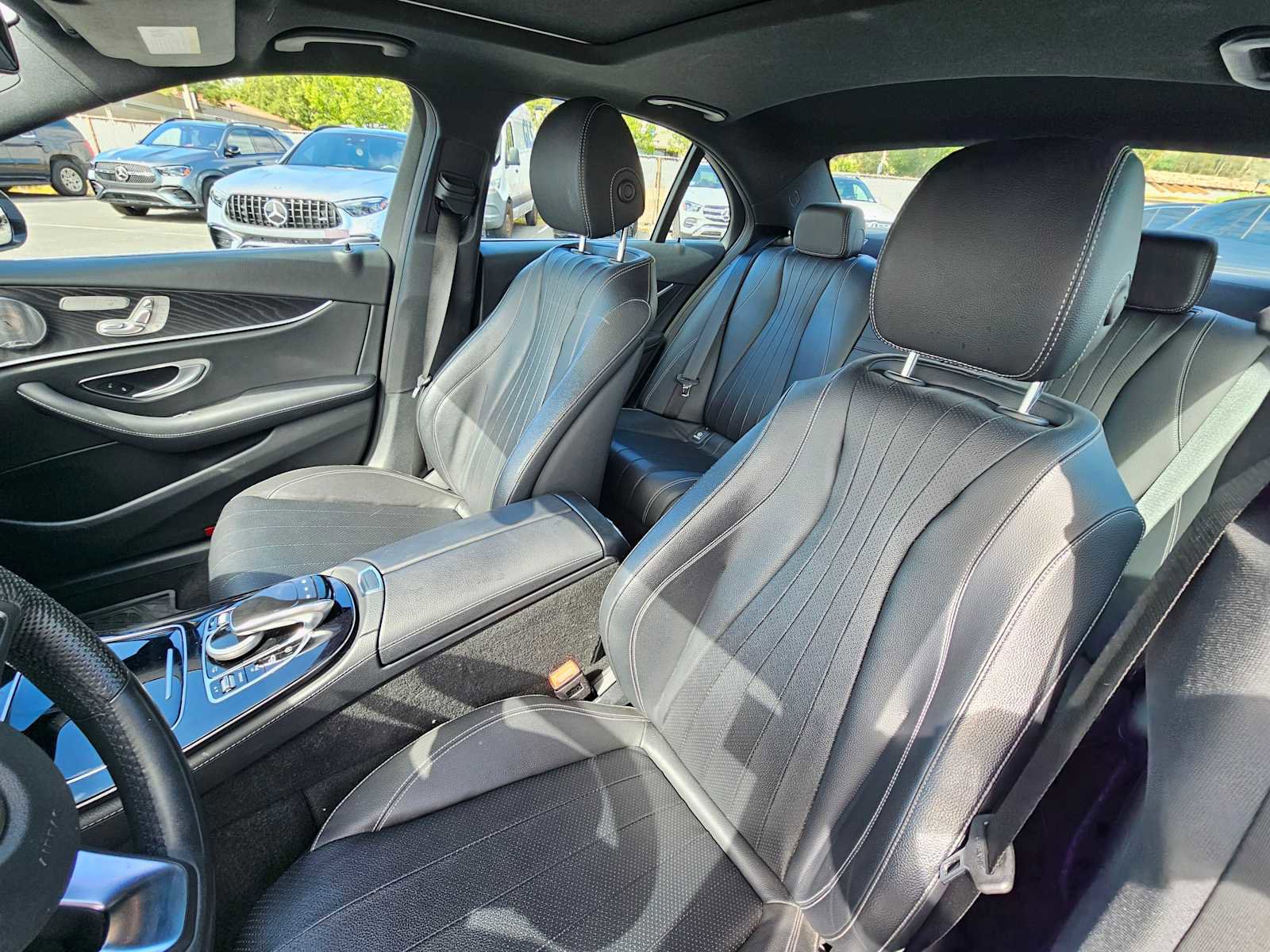 Used 2017 Mercedes-Benz E 300 image 21