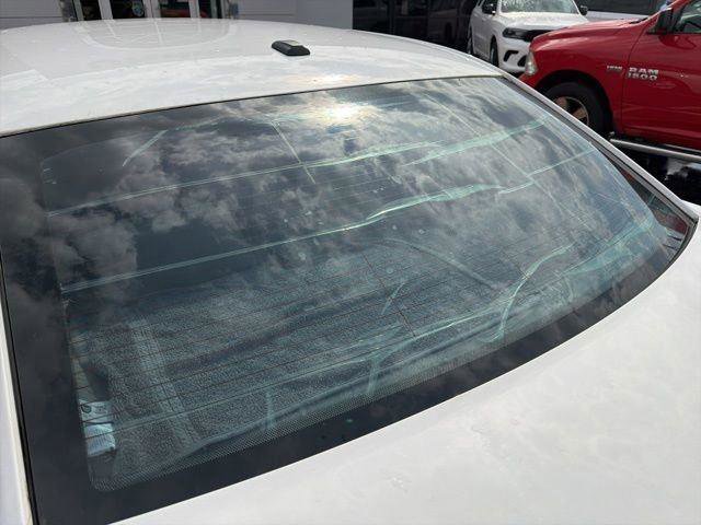 Used 2014 Chrysler 300 image 7