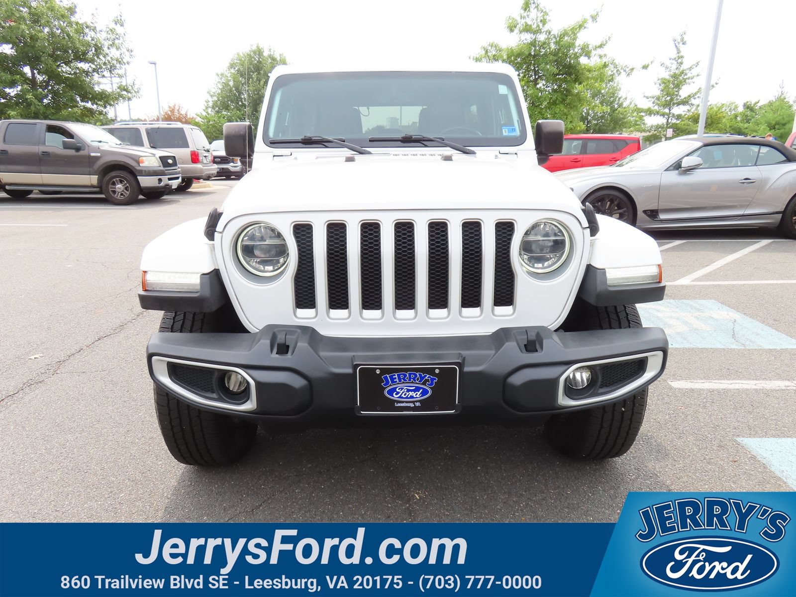 Used 2020 Jeep Wrangler Unlimited Sahara AWD/4WD image 2