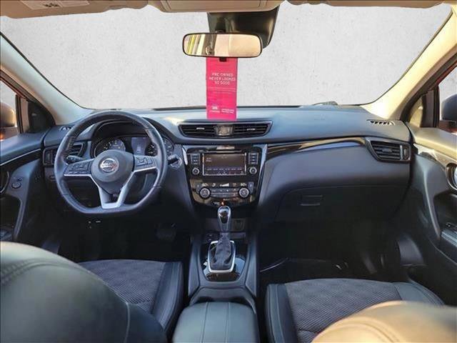 Used 2021 Nissan Rogue Sport SV w/ Technology Package image 18