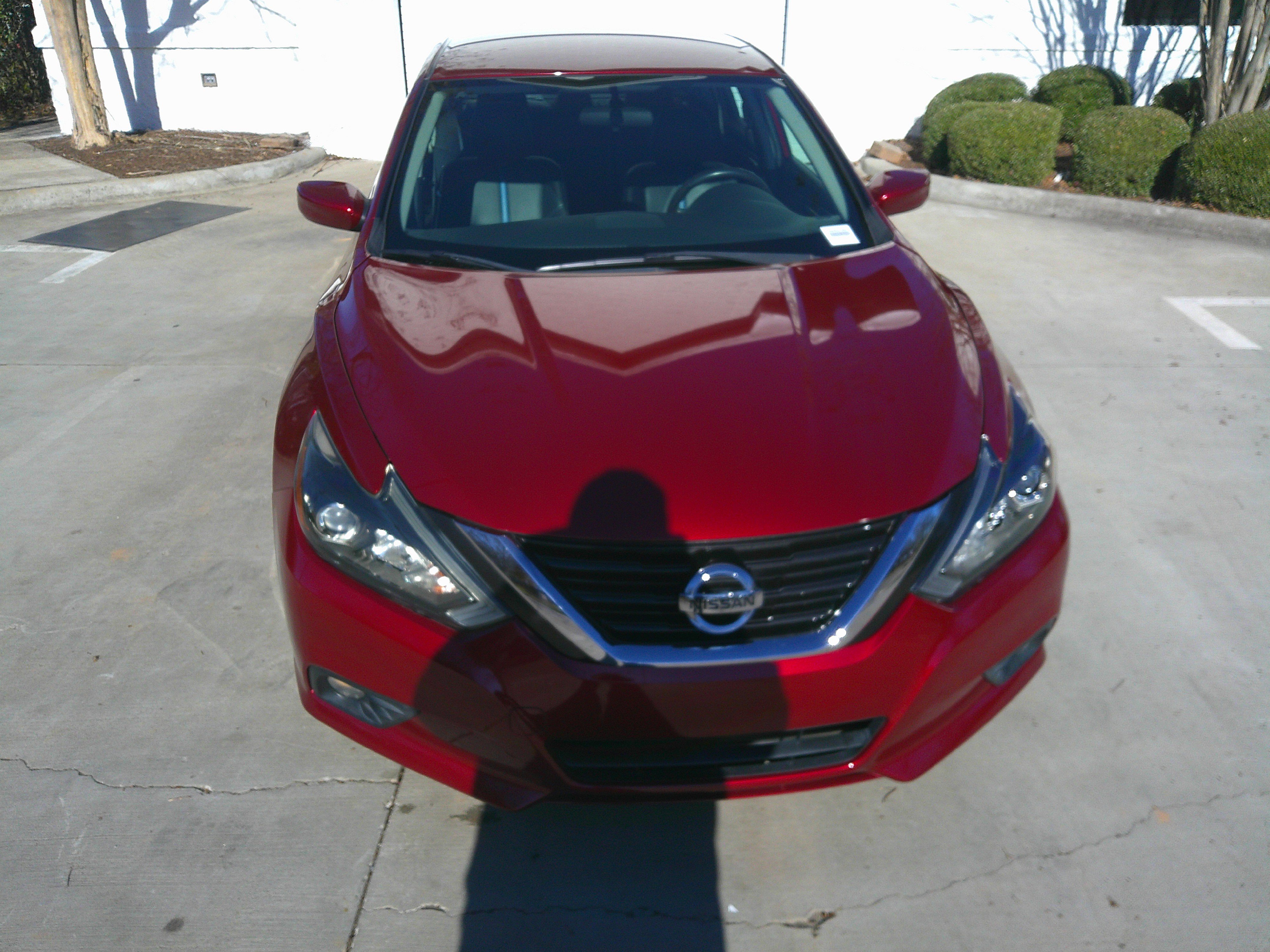 Used 2018 Nissan Altima 2.5 SR w/ SR Special Edition image 3