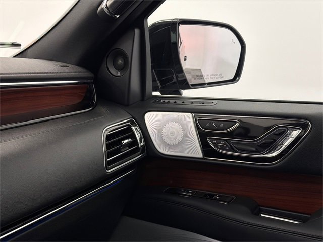 Certified 2023 Lincoln Navigator L Reserve image 37