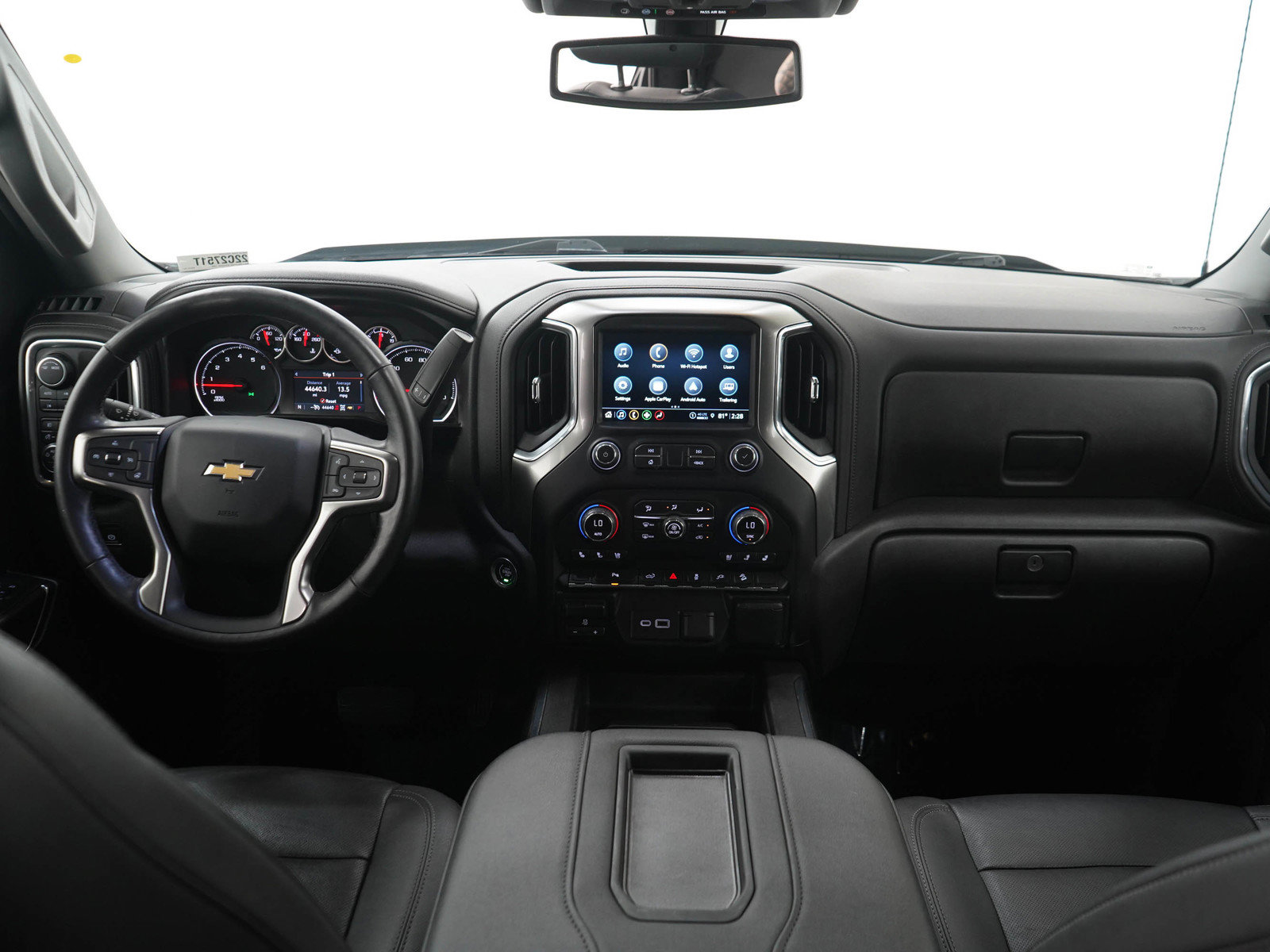Used 2021 Chevrolet Silverado 1500 LTZ AWD/4WD image 16