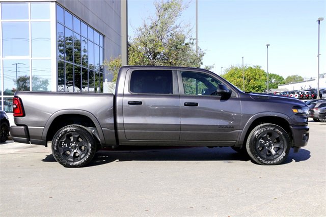 New 2026 RAM 1500 4x4 Crew Cab image 4