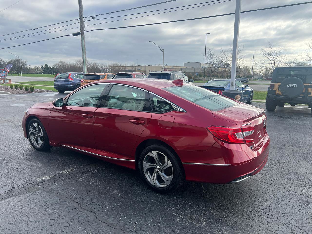 Used 2018 Honda Accord EX image 3