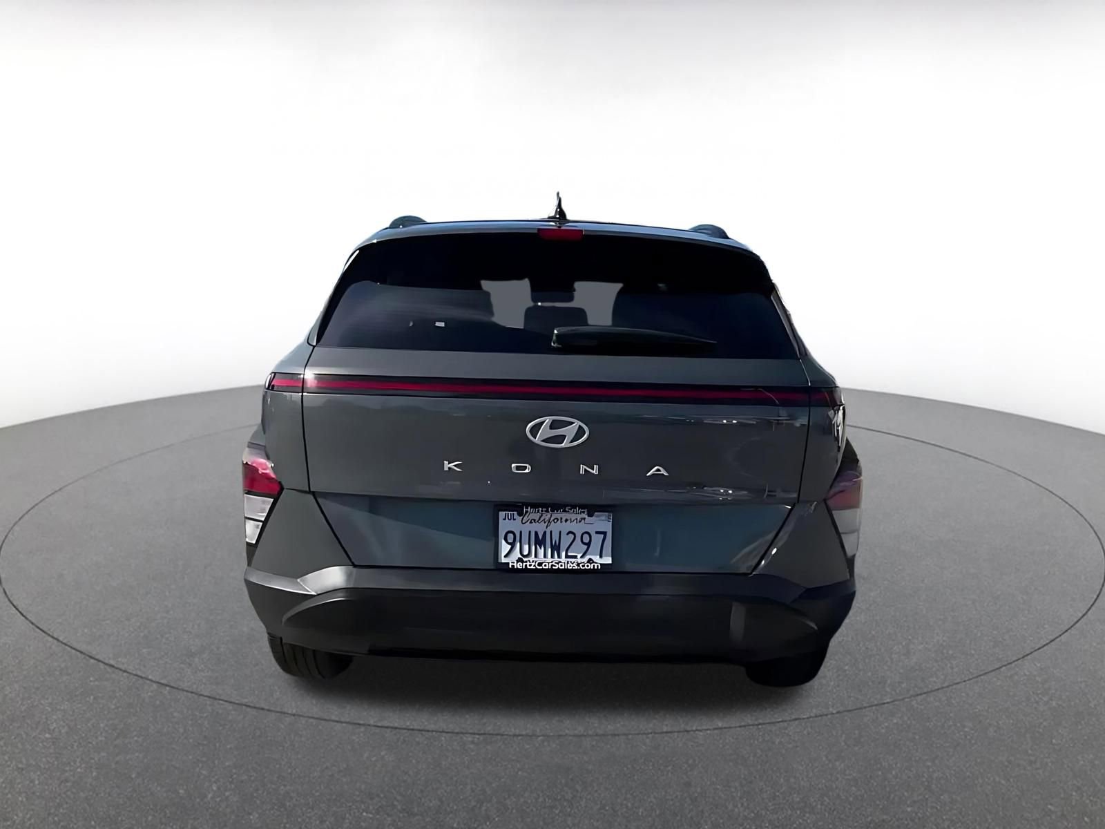 Used 2025 Hyundai Kona SEL FWD image 14