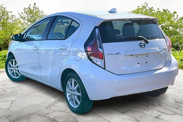 Used 2015 Toyota Prius C Four image 11