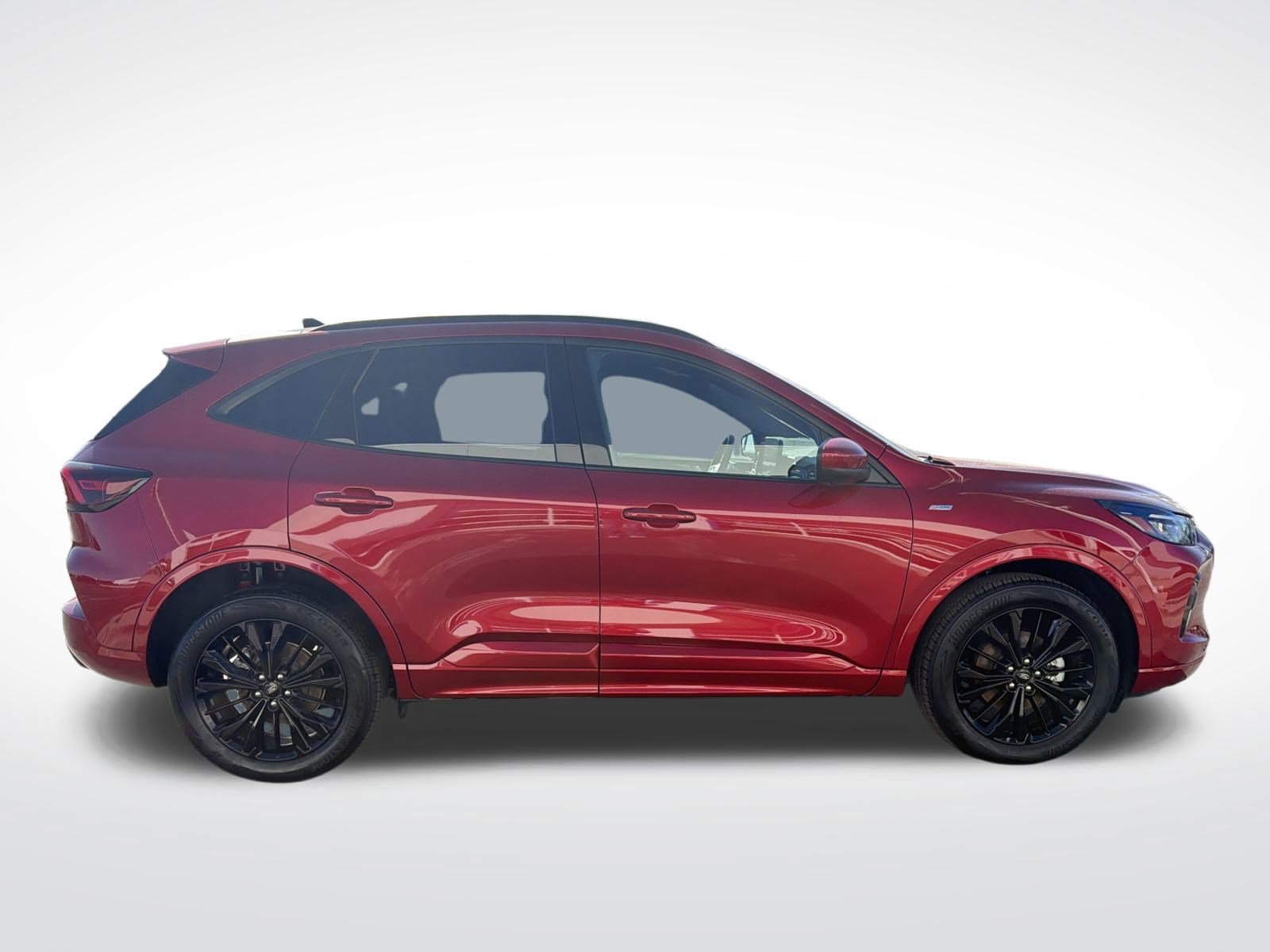 Certified 2023 Ford Escape ST-Line Elite AWD/4WD image 7