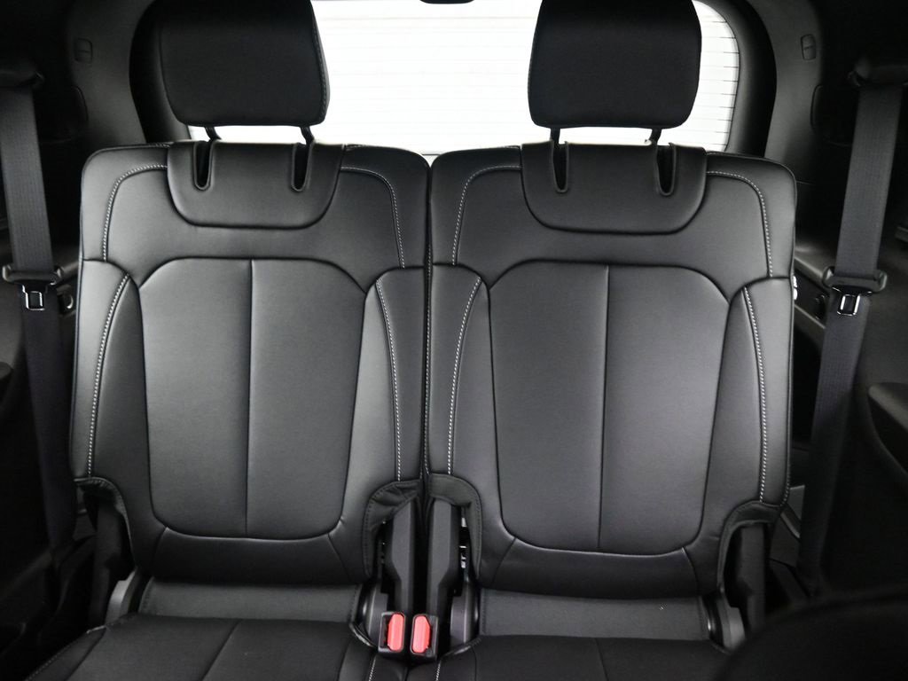 New 2025 Jeep Grand Cherokee L Limited w/ Black Appearance Package image 14