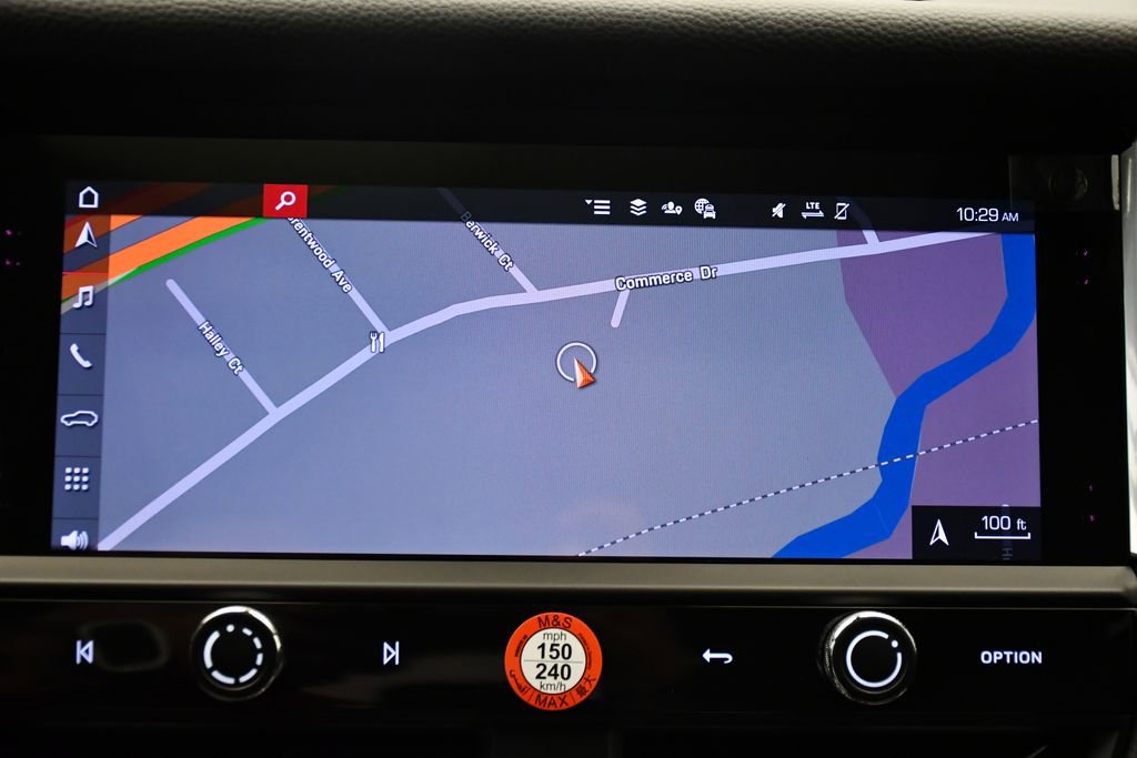 Certified 2025 Porsche Macan image 29