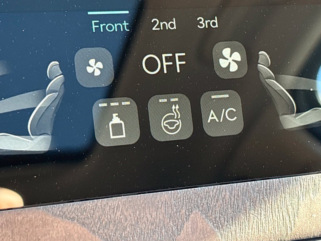 New 2027 Genesis GV80 2.5T Prestige AWD/4WD image 18