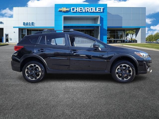 Used 2023 Subaru Crosstrek 2.0i Premium AWD/4WD image 2