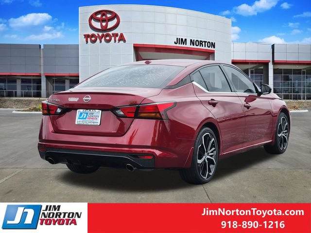 Used 2024 Nissan Altima 2.5 SR w/ SR Premium Package FWD image 6
