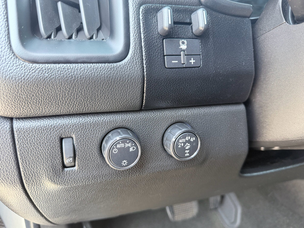 Used 2018 Chevrolet Colorado ZR2 AWD/4WD image 11