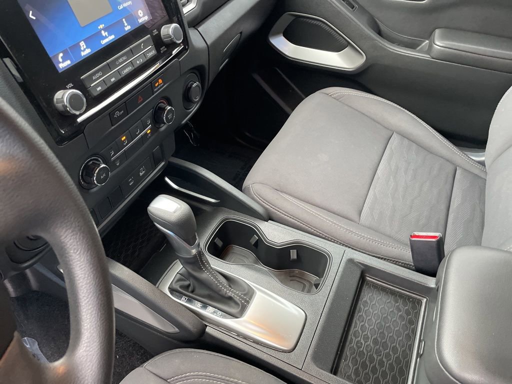 Used 2023 Nissan Frontier SV image 18