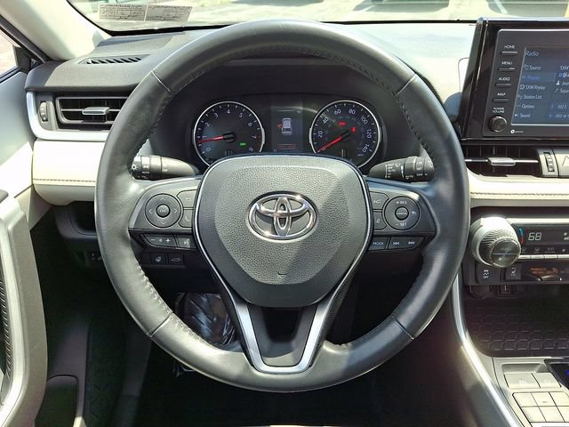 Used 2021 Toyota RAV4 XLE Premium AWD/4WD image 20