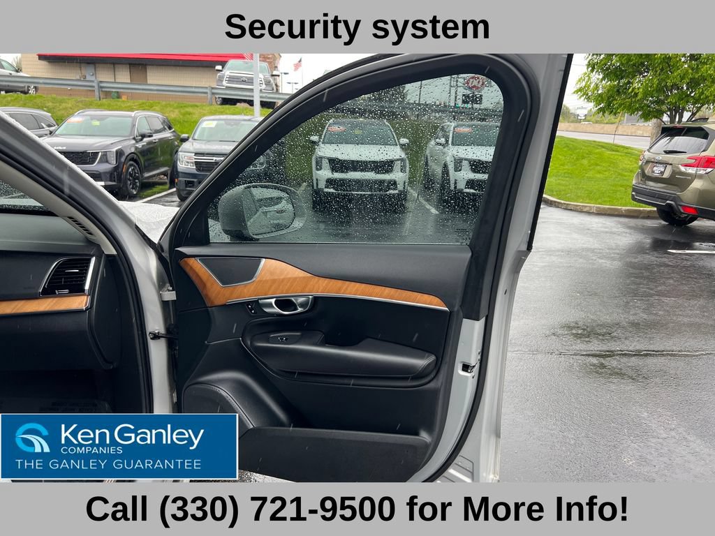 Used 2024 Volvo XC90 B5 Plus AWD/4WD image 58