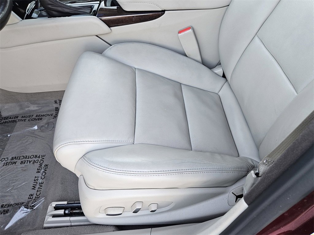 Used 2016 Cadillac XTS Luxury w/ Driver Awareness Package image 15