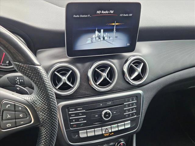 Used 2020 Mercedes-Benz GLA 250 image 11
