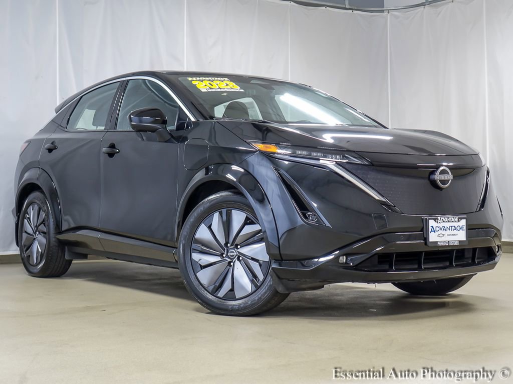 Used 2023 Nissan Ariya FWD image 2