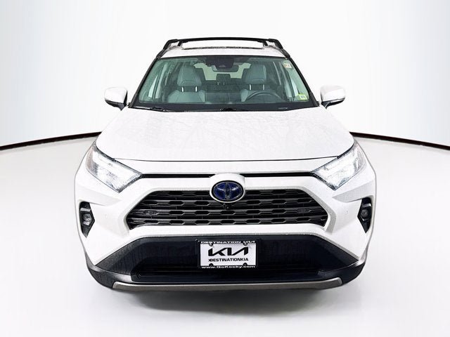 Used 2023 Toyota RAV4 Limited AWD/4WD image 2