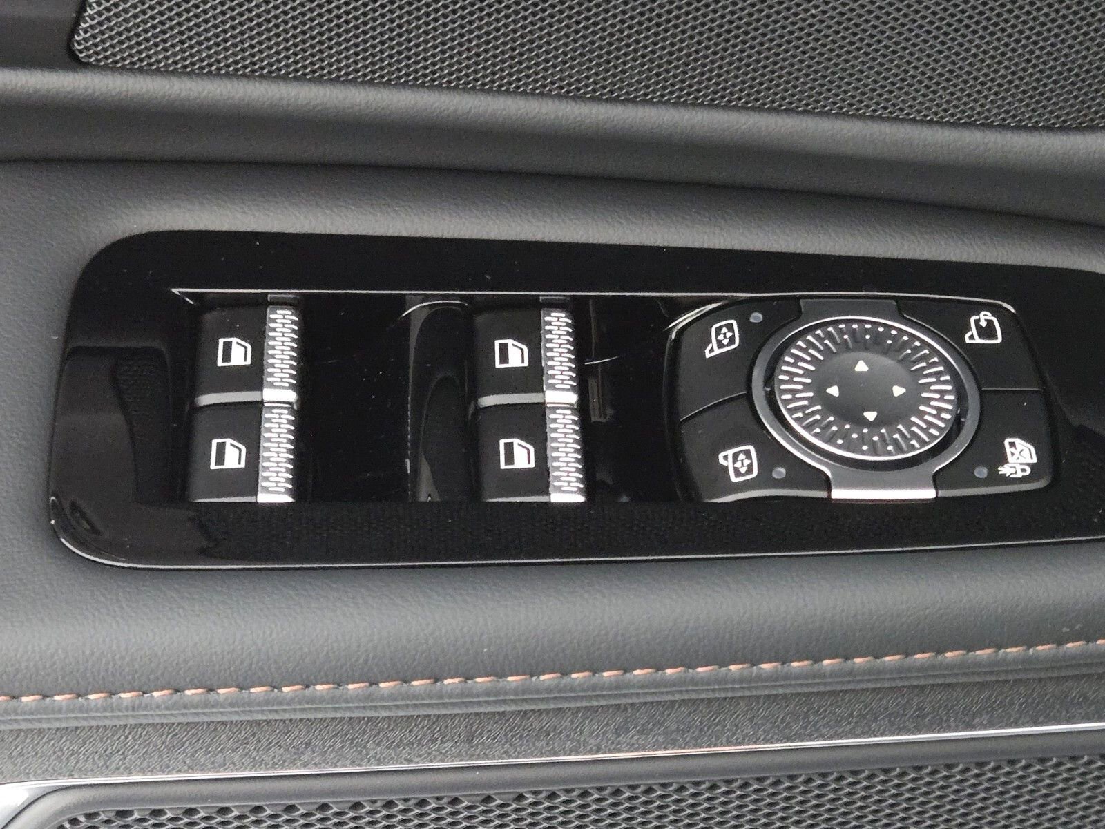 New 2026 Lincoln Nautilus Premier image 22