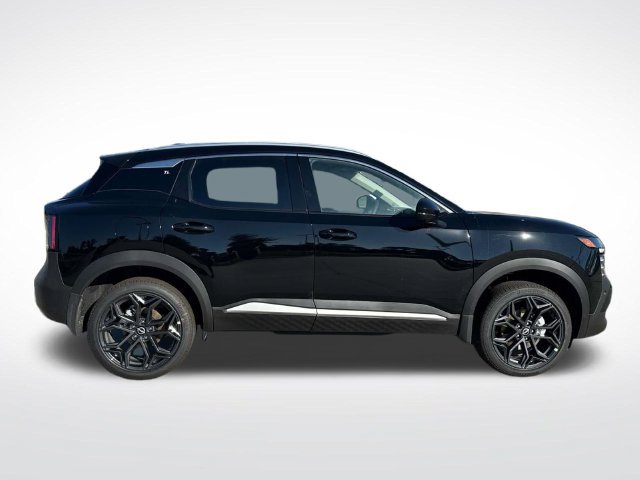 New 2027 Nissan Kicks SR FWD image 10
