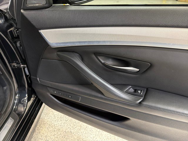 Used 2015 BMW M5 image 60