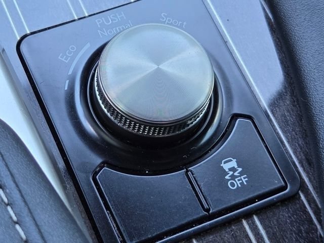 Used 2022 Lexus RX 350 FWD w/ Luxury Package image 17