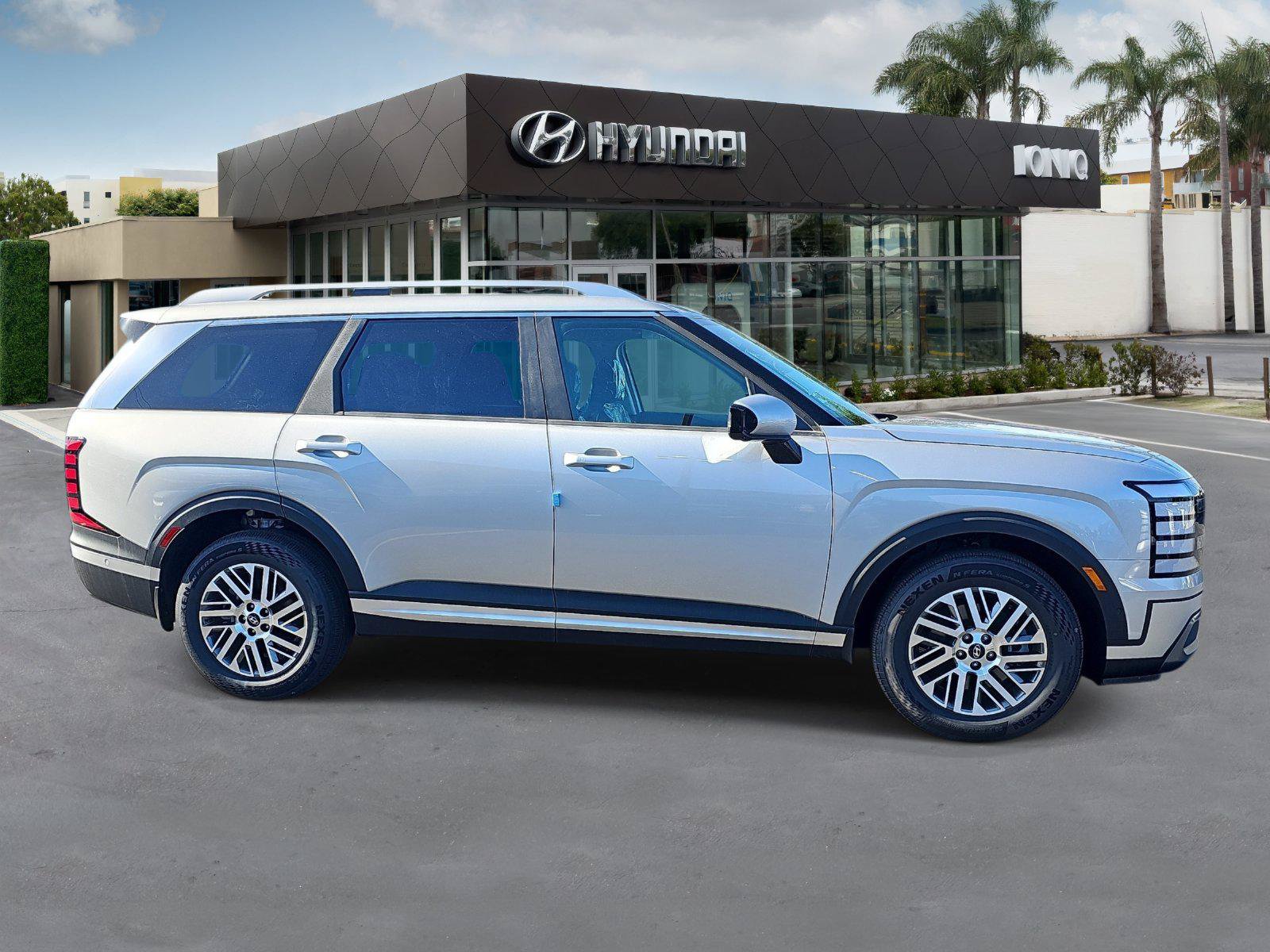 New 2026 Hyundai Palisade SEL AWD/4WD image 2