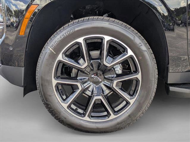 New 2026 Chevrolet Suburban RST image 9