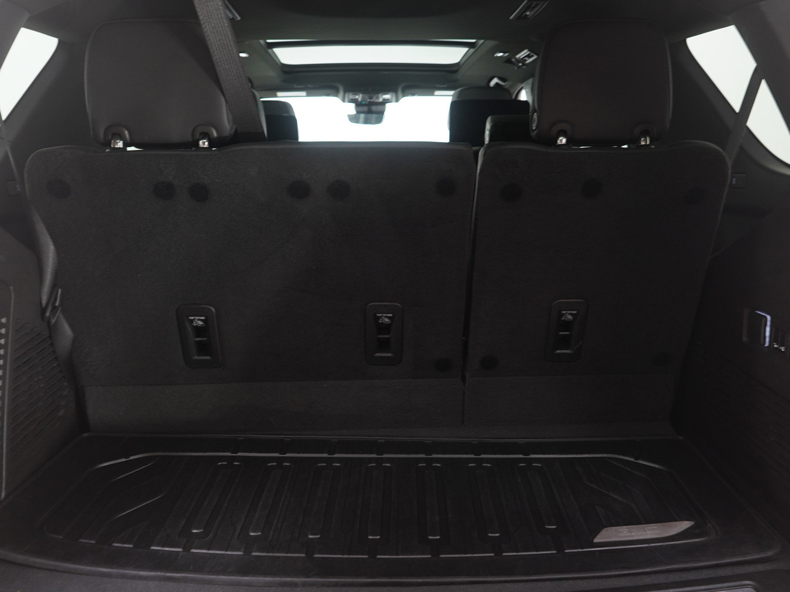 Used 2023 GMC Yukon Denali w/ Denali Reserve Package image 10