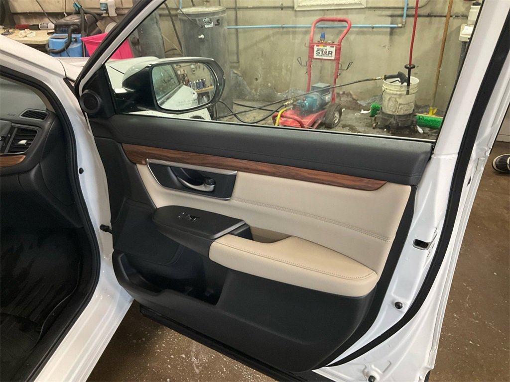 Used 2022 Honda CR-V EX-L image 16