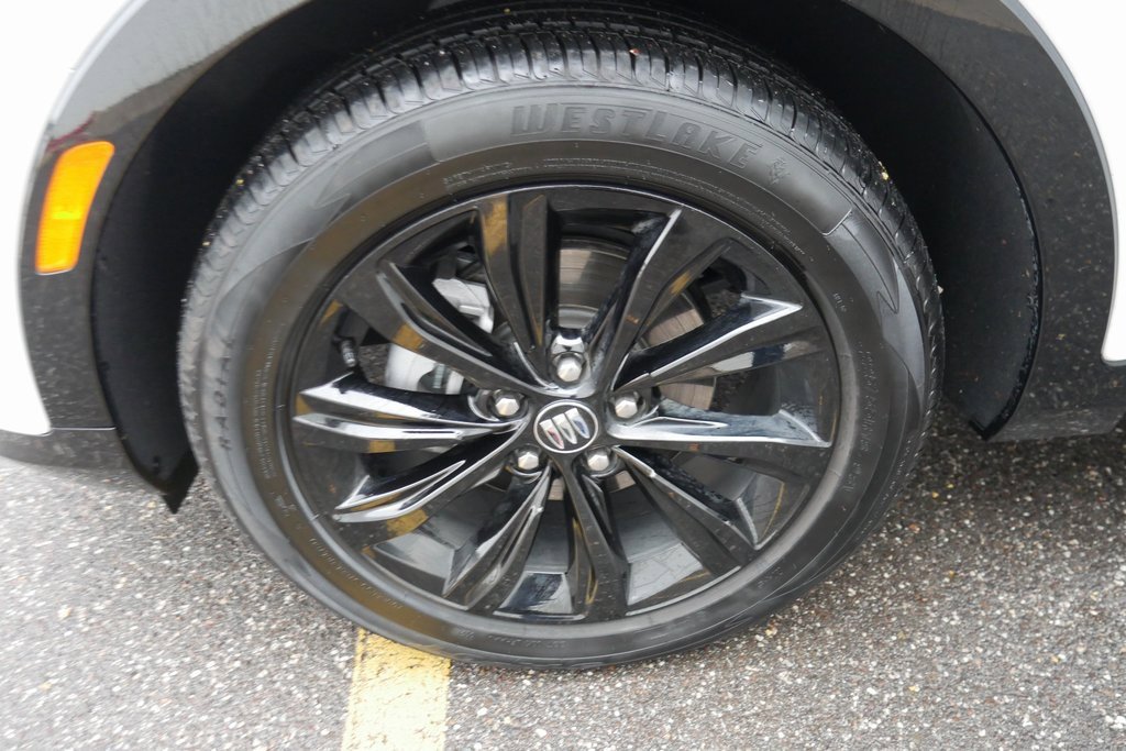 Used 2024 Buick Envista Sport Touring w/ Convenience I Package image 32