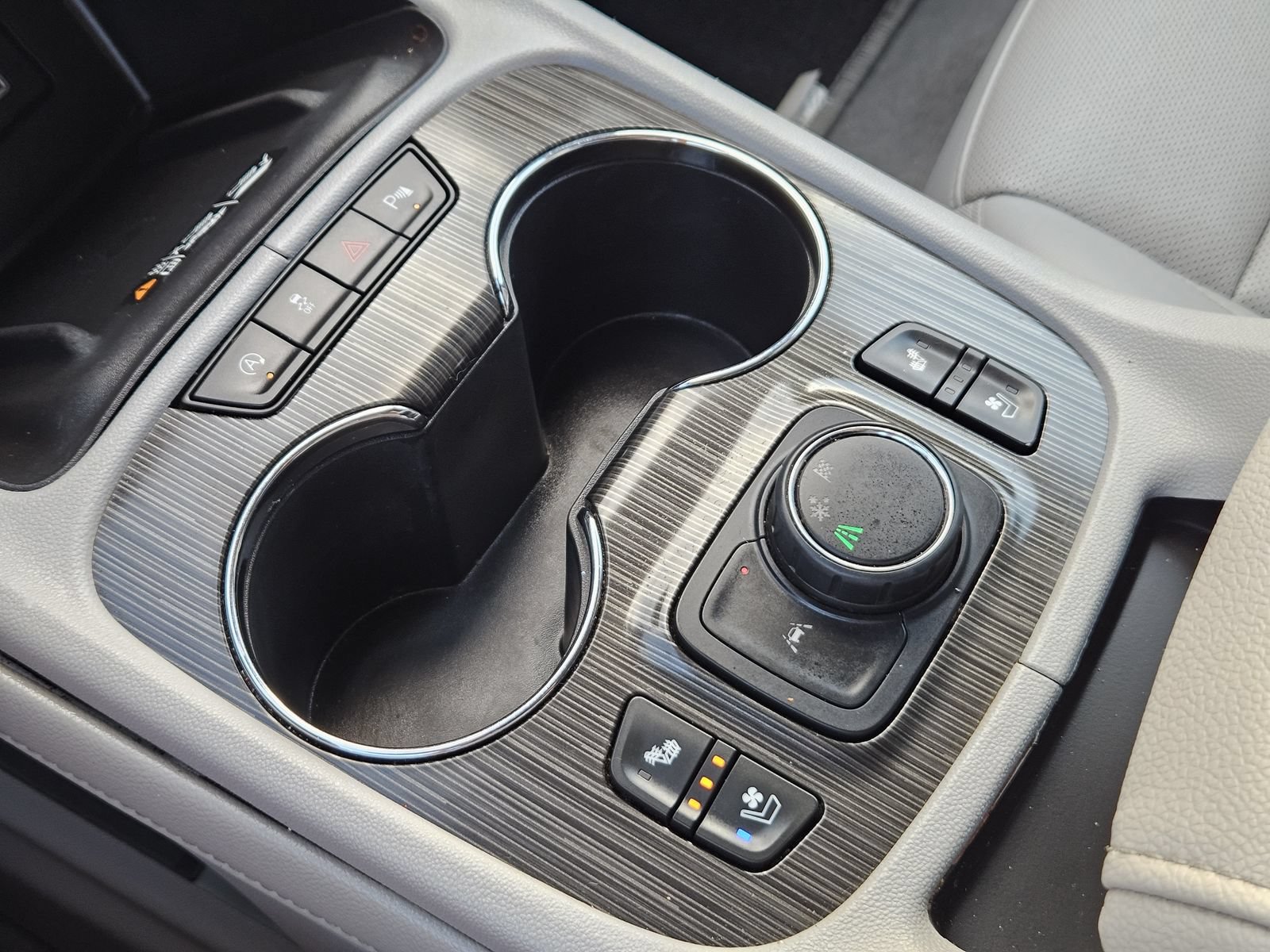 Used 2021 GMC Acadia SLT w/ Preferred Package FWD image 23