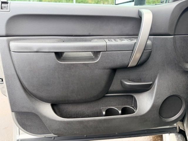 Used 2013 Chevrolet Silverado 2500 LT w/ Interior Plus Package image 16