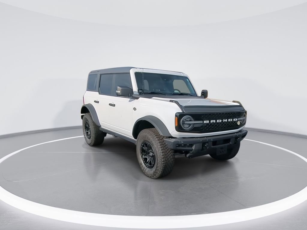 Used 2024 Ford Bronco Wildtrak image 2