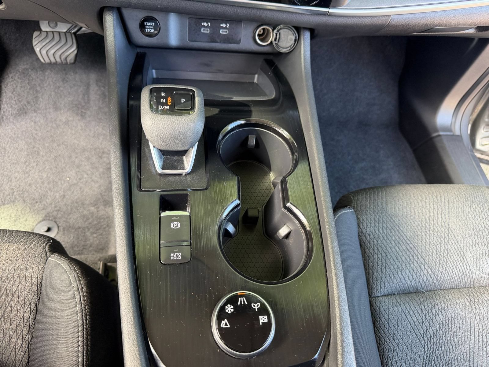 Used 2026 Nissan Rogue SV AWD/4WD image 41