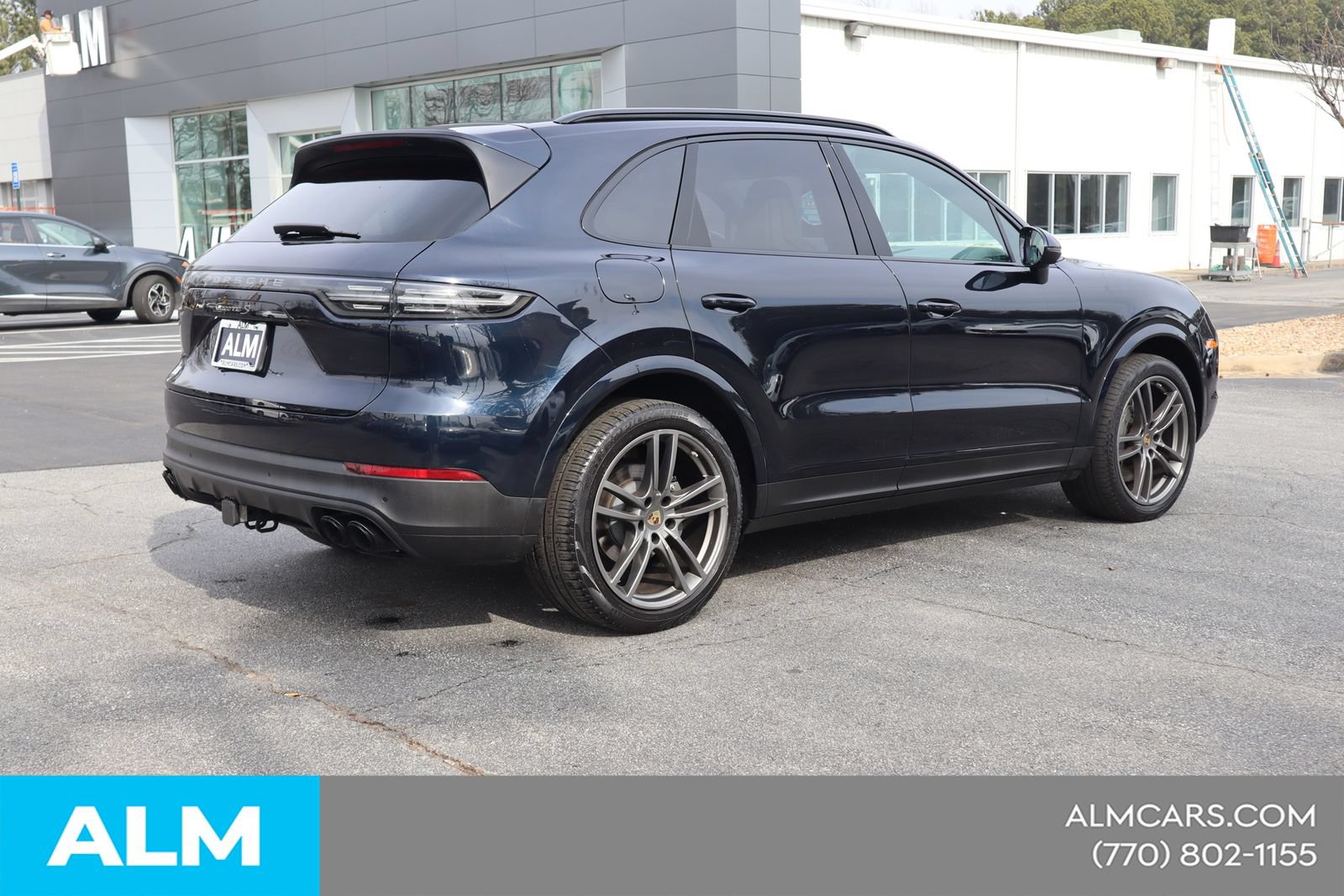 Used 2023 Porsche Cayenne S Platinum w/ Assistance Package AWD/4WD image 6