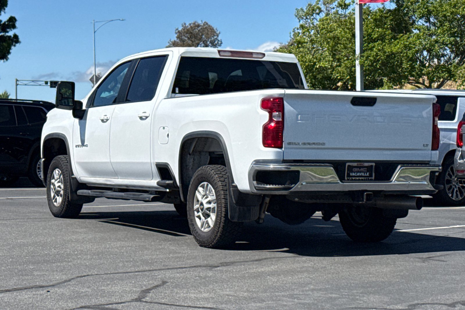 Used 2024 Chevrolet Silverado 2500 LT w/ Convenience Package image 7