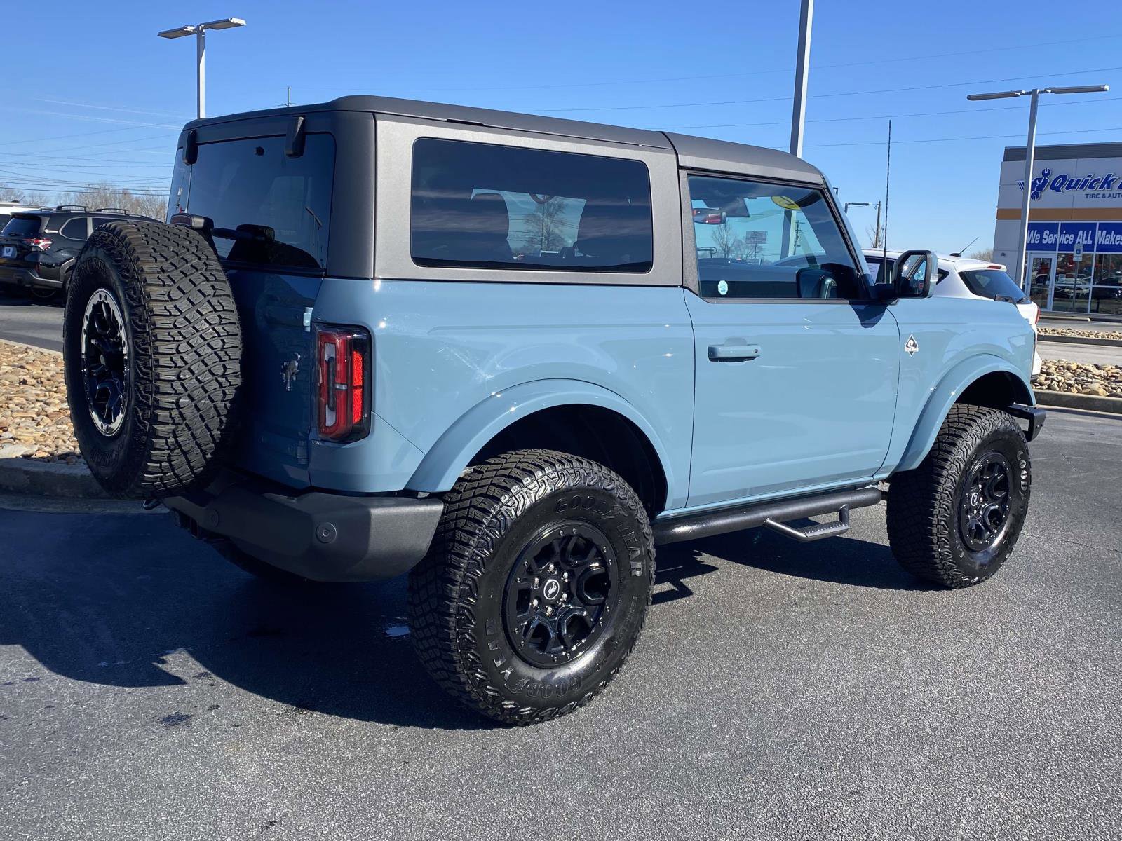 Used 2022 Ford Bronco Outer Banks image 6