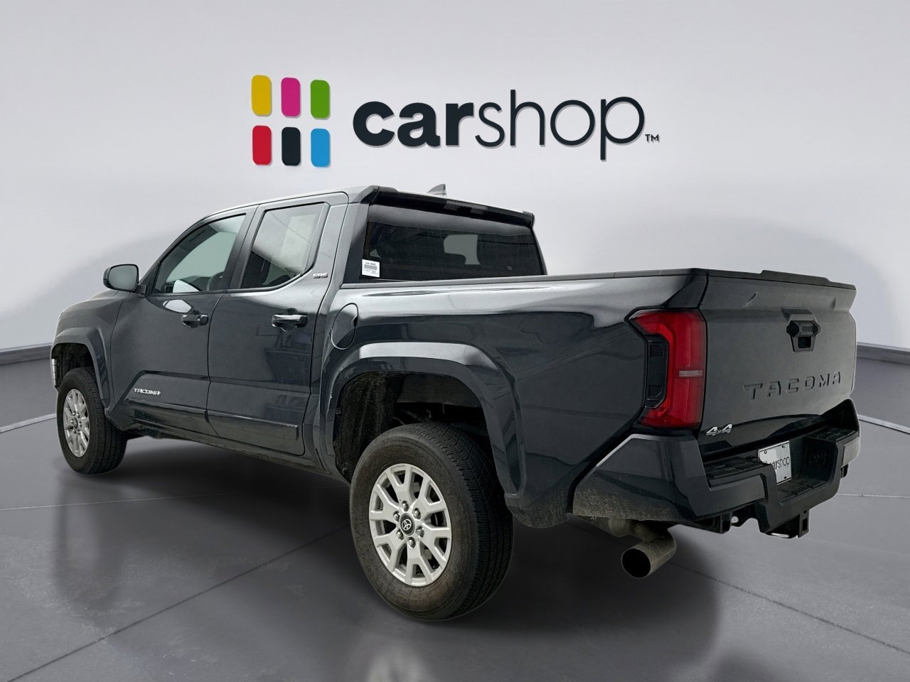 Used 2024 Toyota Tacoma SR5 AWD/4WD image 2