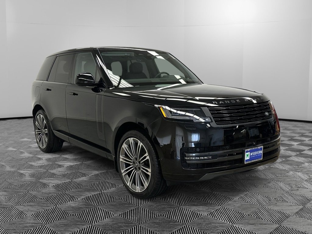 Used 2025 Land Rover Range Rover SE AWD/4WD image 4