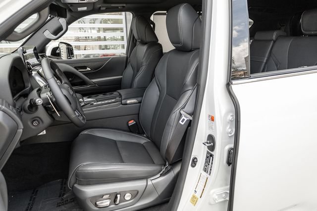 New 2026 Lexus LX 700h Luxury AWD/4WD image 7